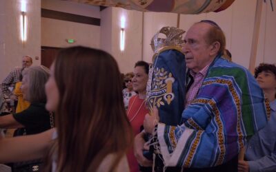 B’nai Torah Congregation Welcomes New Torah to Community